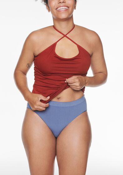 damesstring micro met kant donkerrood - 19621530DARKRED - HEMA